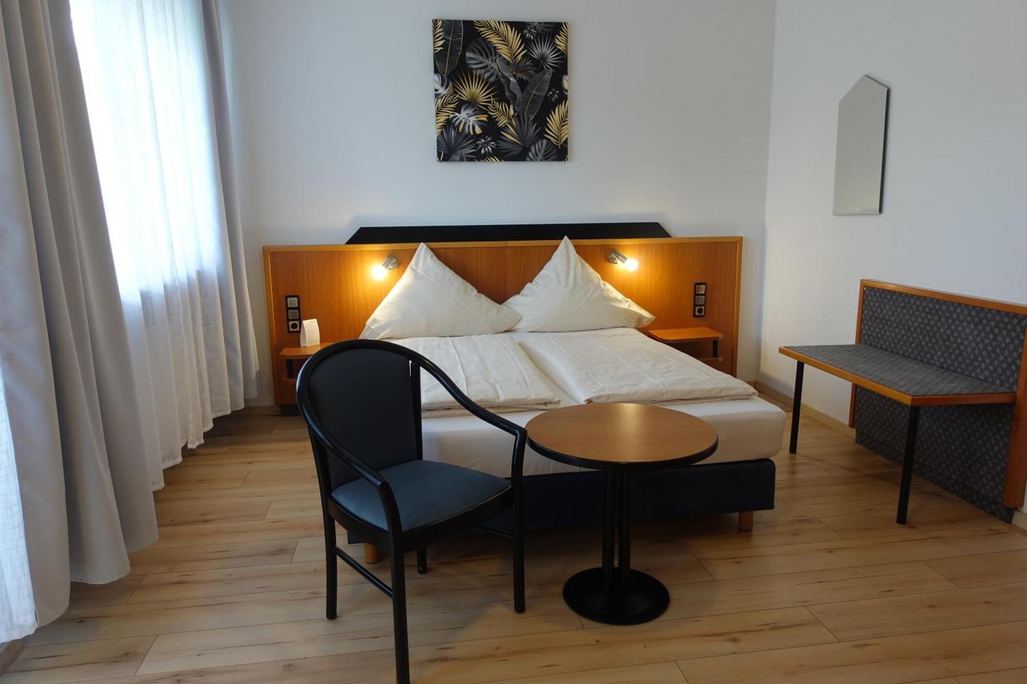 Hotel Berghof Wasserkuppe & Gaestehaus Fuldaquelle Gersfeld Habitación foto