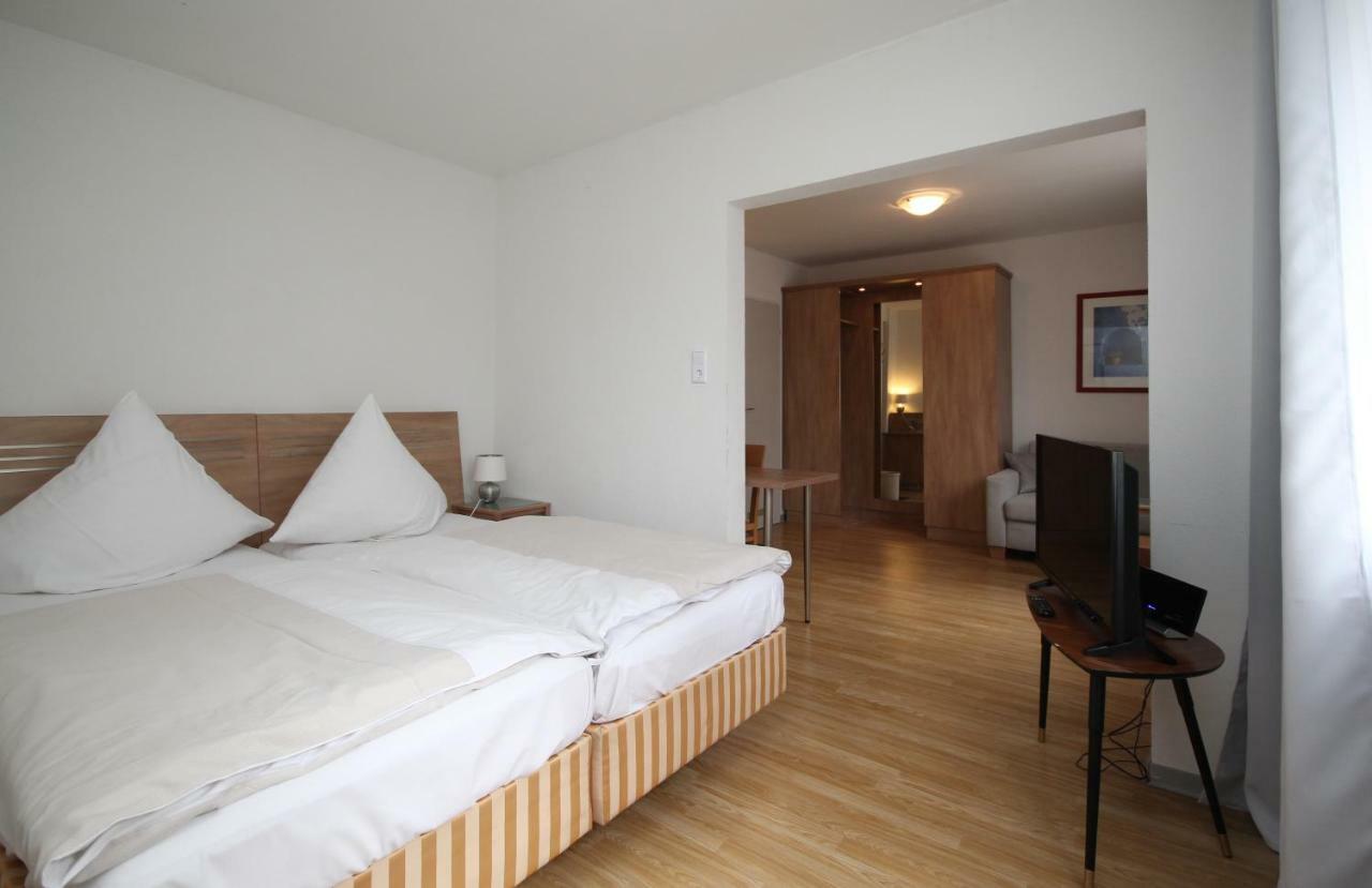 Hotel Berghof Wasserkuppe & Gaestehaus Fuldaquelle Gersfeld Habitación foto